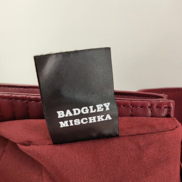 Badgley Mischka Vegan Leather Quilted Crossbody Bag Purse US $179 MSRP - Picture 14 of 16